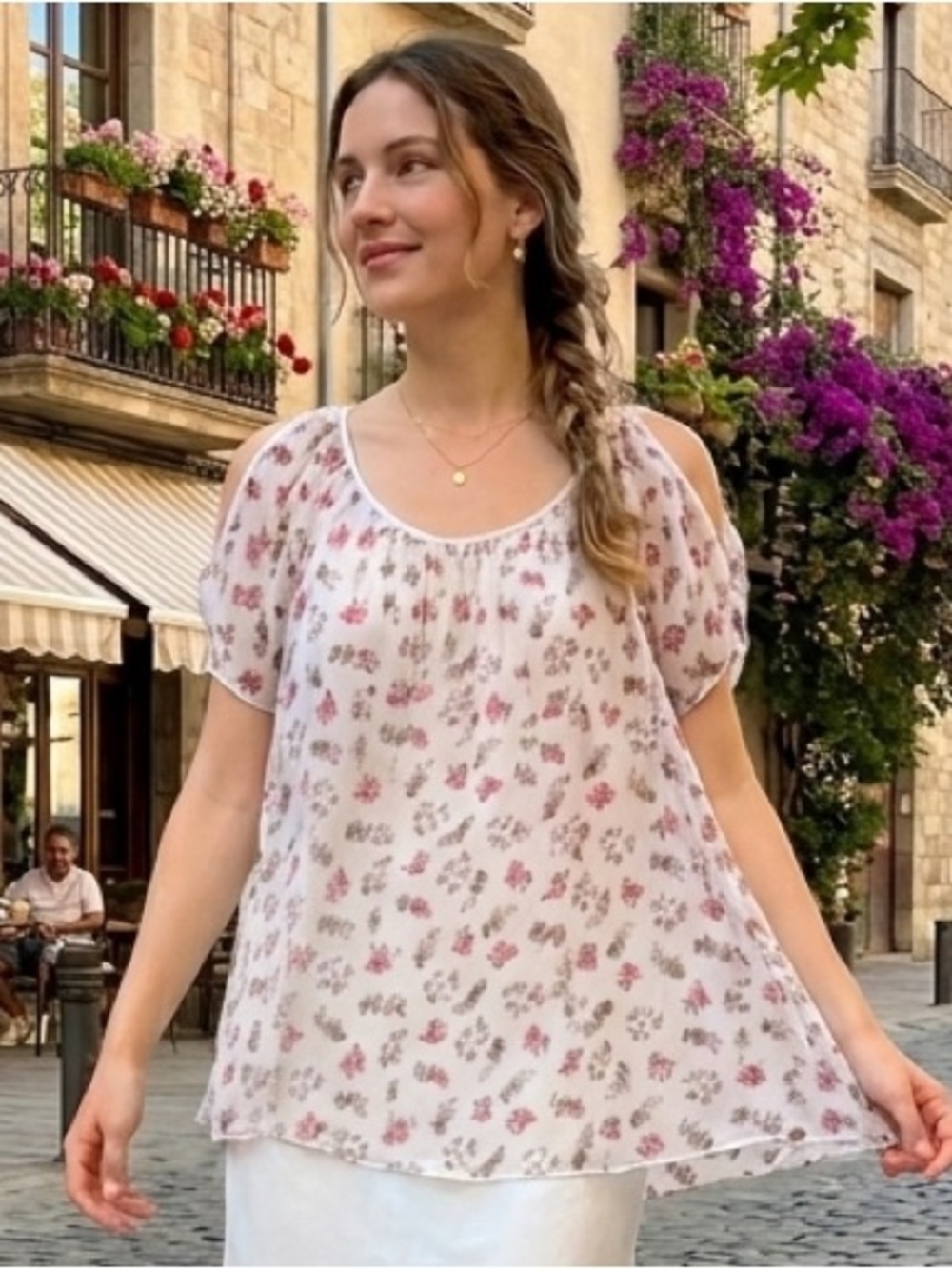 Dolce Ragazza 100% Silk summer shirt peek-a-boo shoulders size L made in Italy